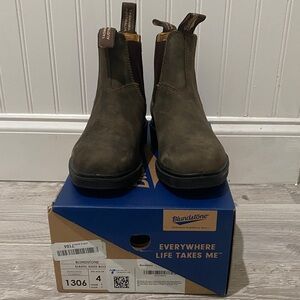 Blundstone Brown Leather Boots
